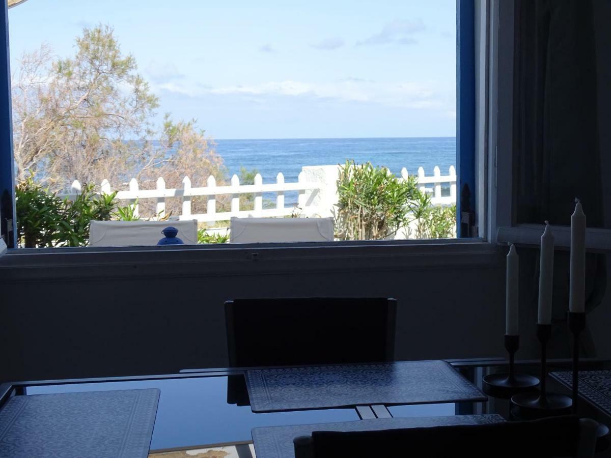 Nama Beach House 모노리토스 외부 사진
