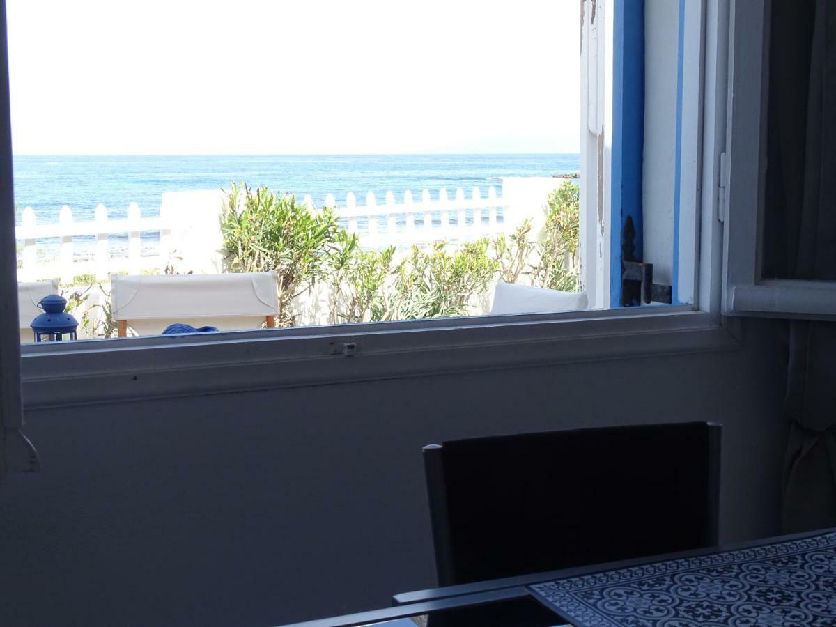 Nama Beach House 모노리토스 외부 사진