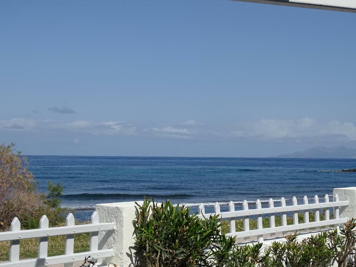 Nama Beach House 모노리토스 외부 사진